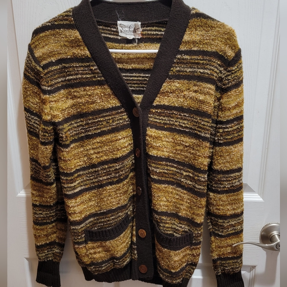 Vintage Rochelle California acrylic brown and tan womens size small card…